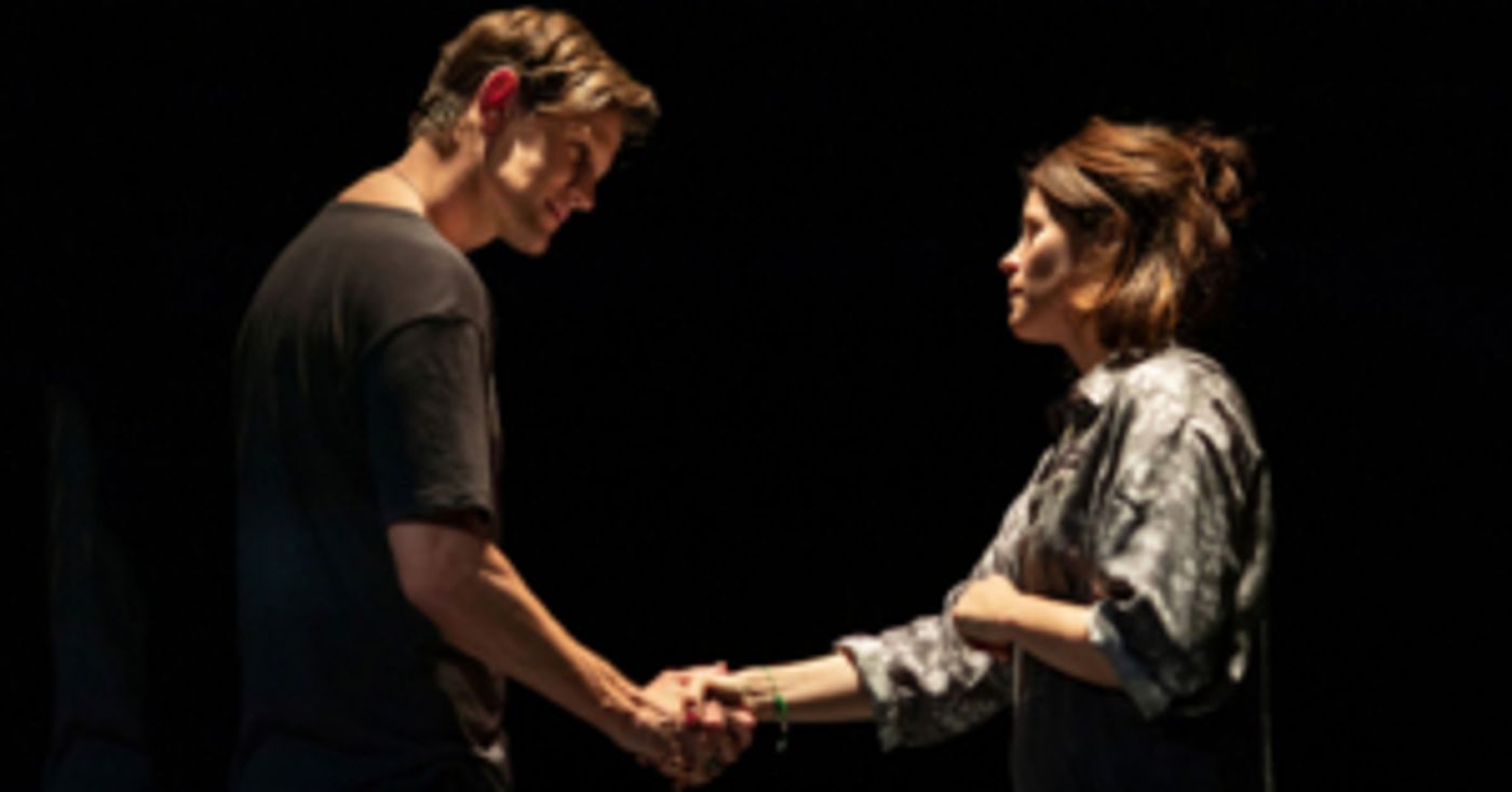 Review: LUNGS, Old Vic  Image