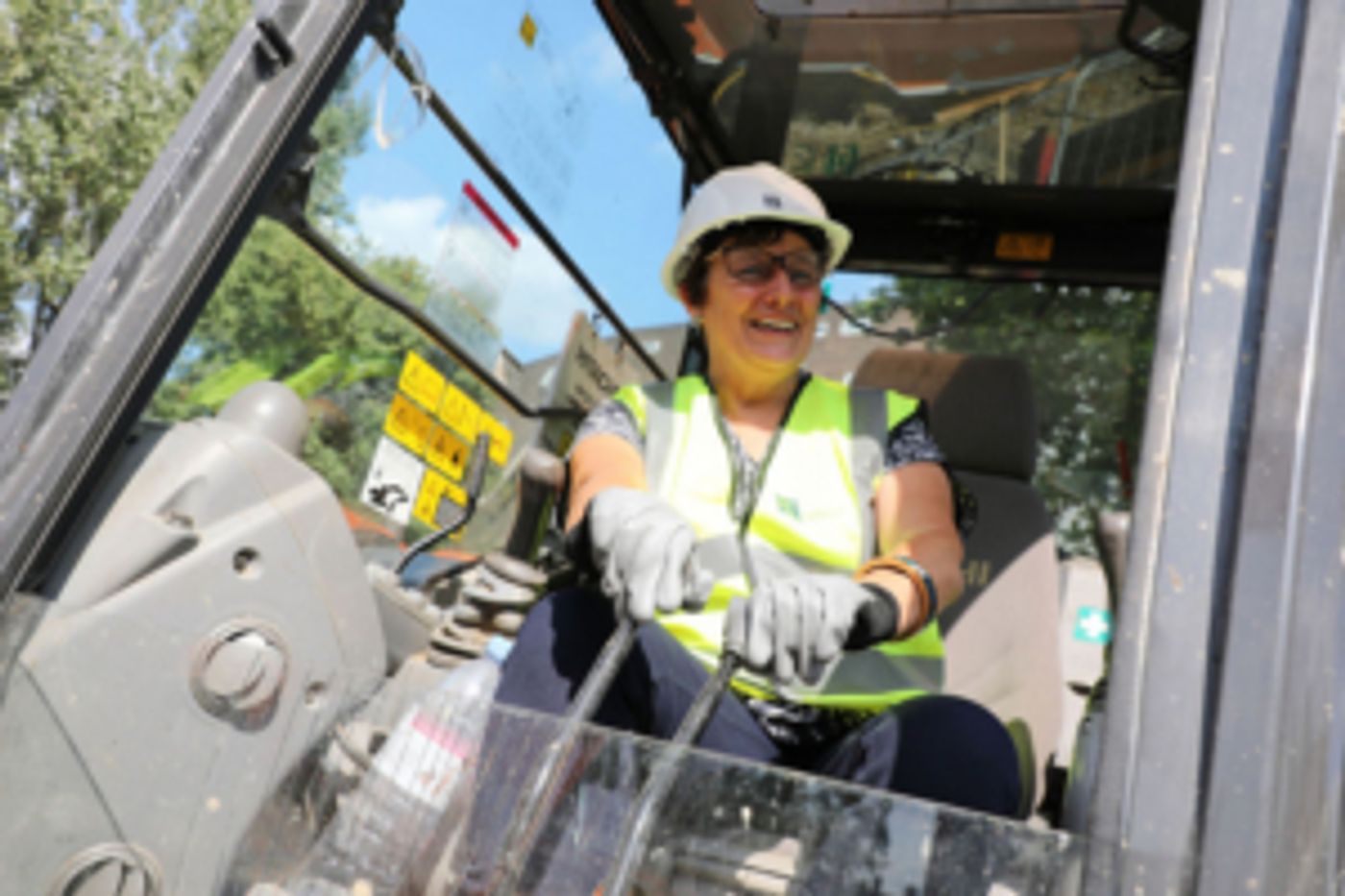 Deborah Bestwick to Step Down as Director of Ovalhouse  Image