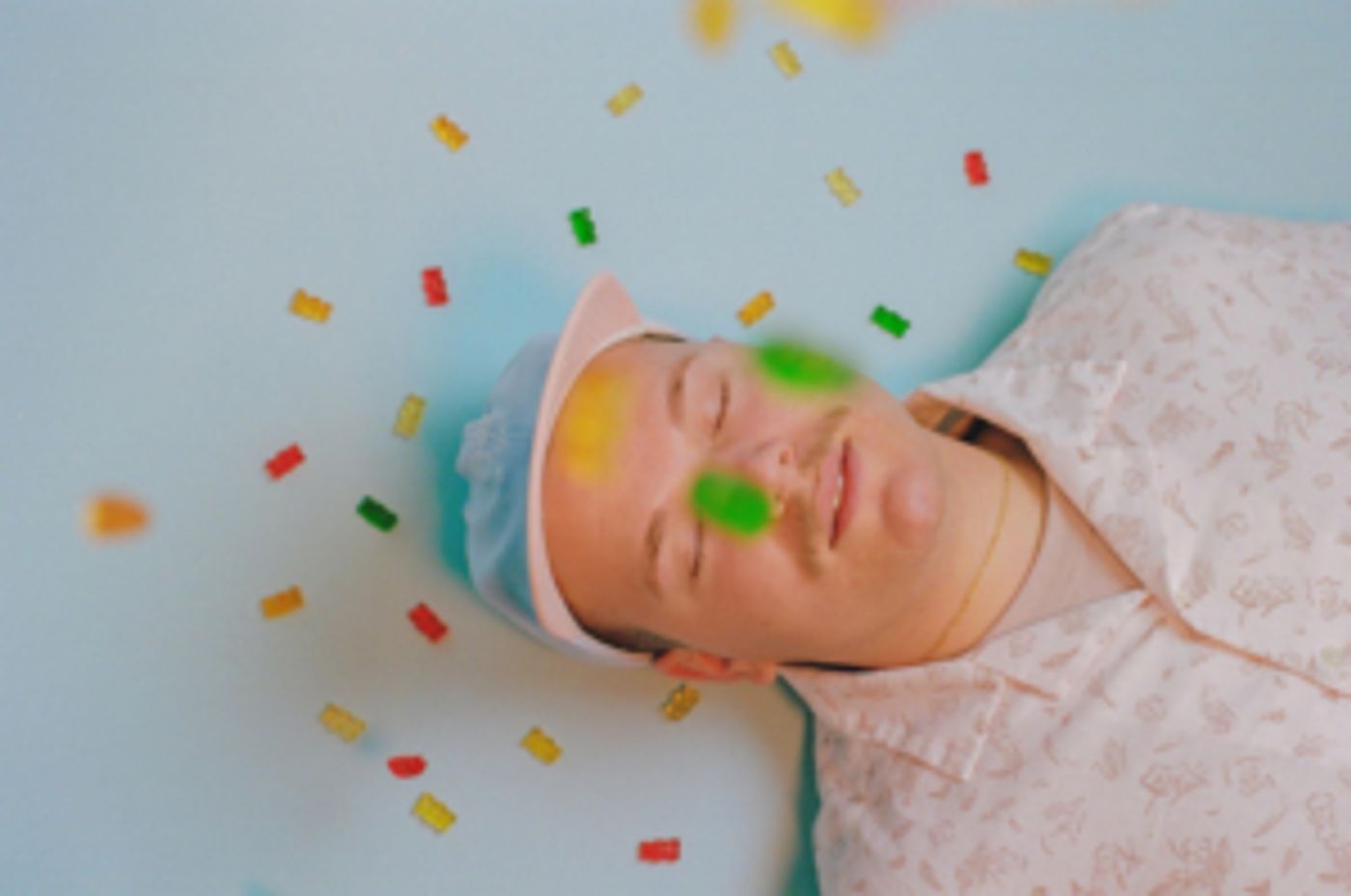 Ursae Releases New Visual for 'Trust' Ursae Releases New Visual for 'Trust' Image