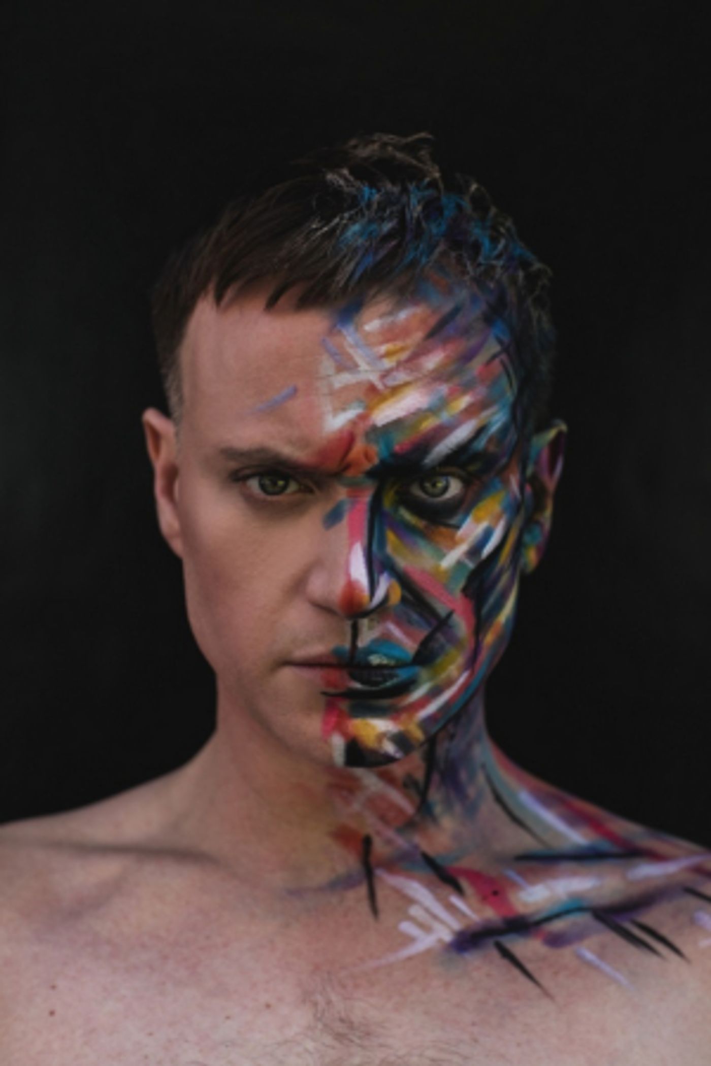 Interview: Hayden Tee Discusses His New Album FACE TO FACE  Image