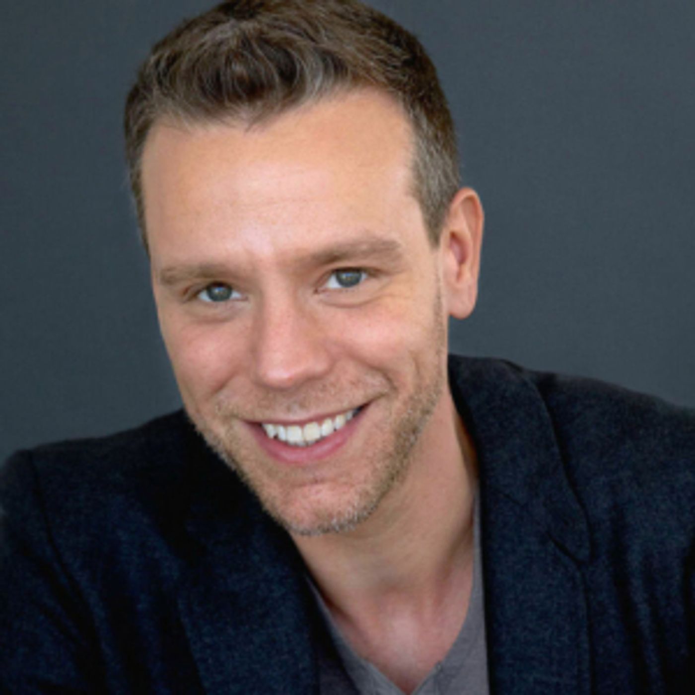 Adam Pascal, Tracie Thoms, Shoshana Bean and More Set For This. Is. Love. Benefit Concert for Freedom for Immigrants Adam Pascal, Tracie Thoms, Shoshana Bean and More Set For This. Is. Love. Benefit Concert for Freedom for Immigrants Image
