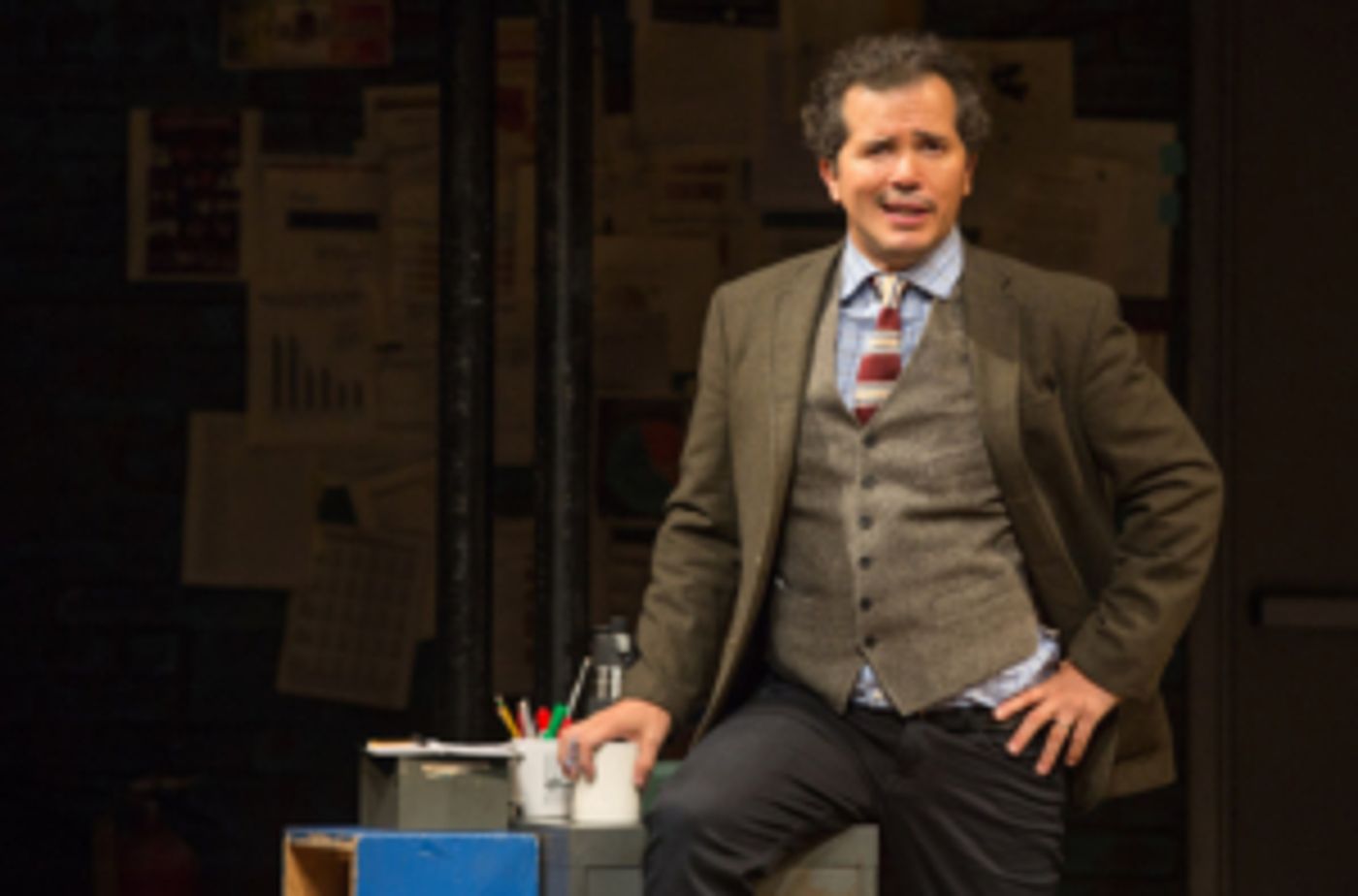 John Leguizamo's LATIN HISTORY FOR MORONS Becomes Highest Solo Grossing Play in Ahmanson Theatre History John Leguizamo's LATIN HISTORY FOR MORONS Becomes Highest Solo Grossing Play in Ahmanson Theatre History Image