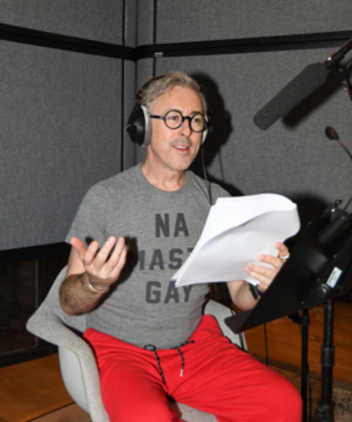 Alan Cumming, Russell Tovey to be Featured on CAUTIONARY TALES Podcast  Image