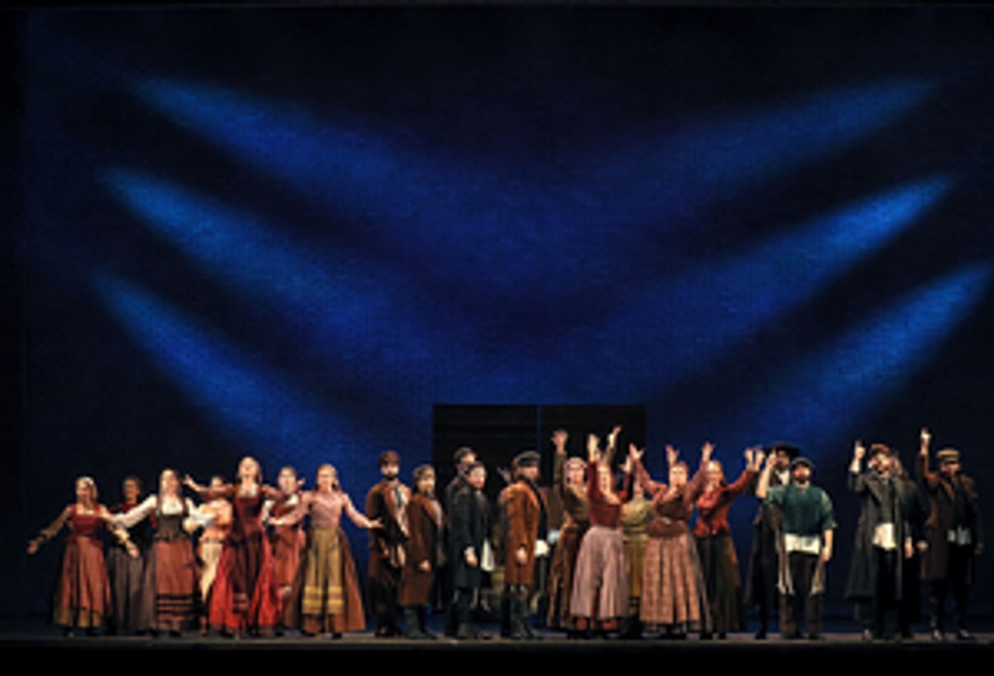 Review: FIDDLER ON THE ROOF at Adrienne Arsht Center-Exquisite! Breathtaking! Wonderful!  Image