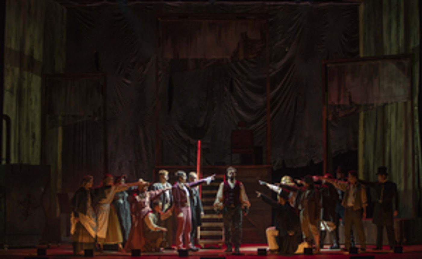 Review: SWEENEY TODD IL DIABOLICO BARBIERE DI FLEET STREET al Teatro Olimpico Review: SWEENEY TODD IL DIABOLICO BARBIERE DI FLEET STREET al Teatro Olimpico Image