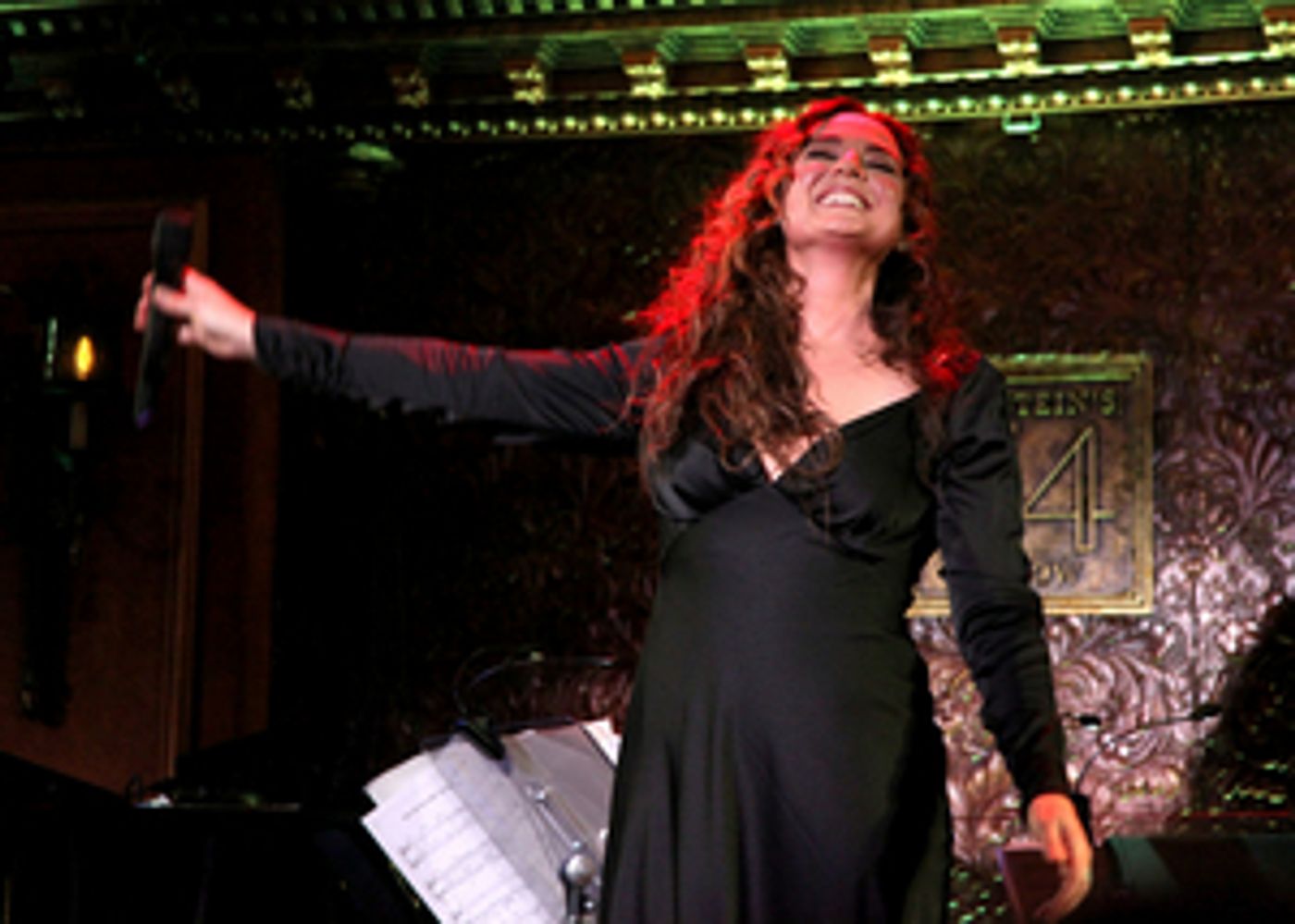 Review: Melissa Errico Continues AN EVEN GRANDER AFFAIR With Throngs of Fans at 54 Below  Image