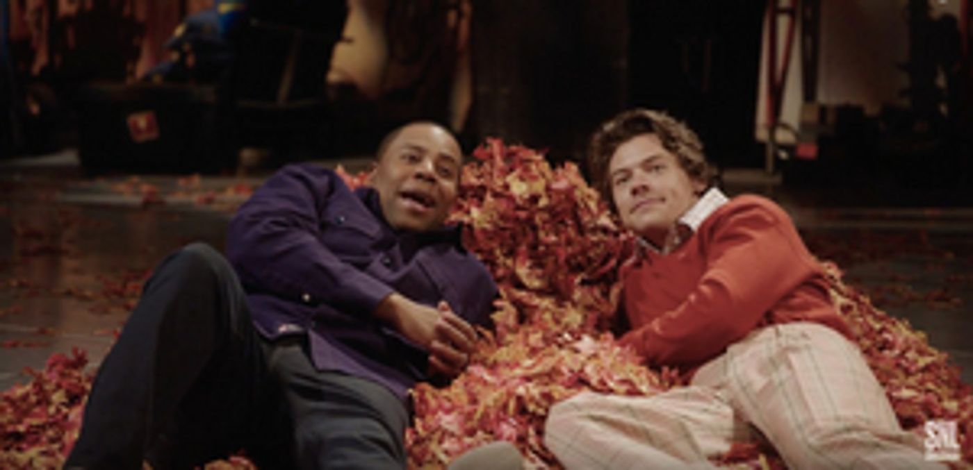 VIDEO: Harry Styles and Kenan Thompson Enjoy the Magic of Fall in New SATURDAY NIGHT LIVE Promo  Image