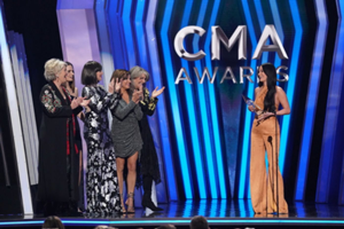 Luke Combs and Kacey Musgraves Win Big at the CMA AWARDS - See Full Winners List!  Image
