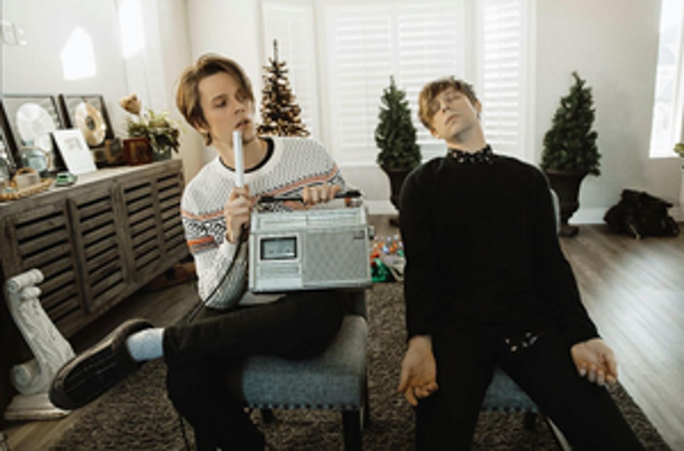 iDKHOW's Christmas Drag EP is Out Now  Image
