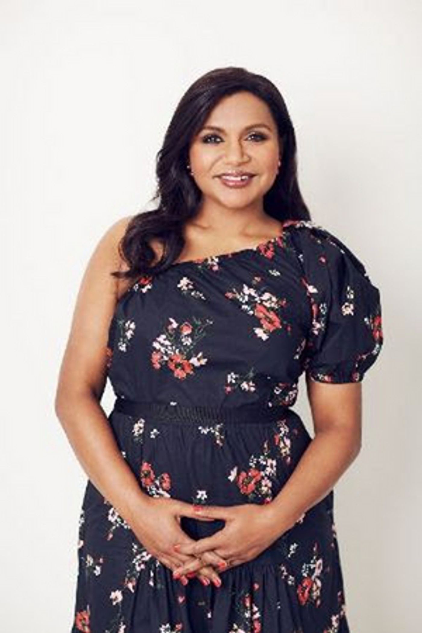 Mindy Kaling to Host the 22nd Costume Designers Guild Awards  Image