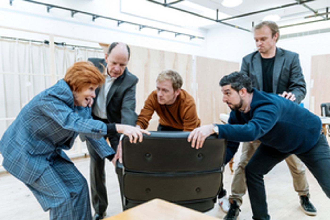 Interview: Ronan Raftery Talks RAVENS: SPASSKY VS. FISCHER at Hampstead Theatre  Image