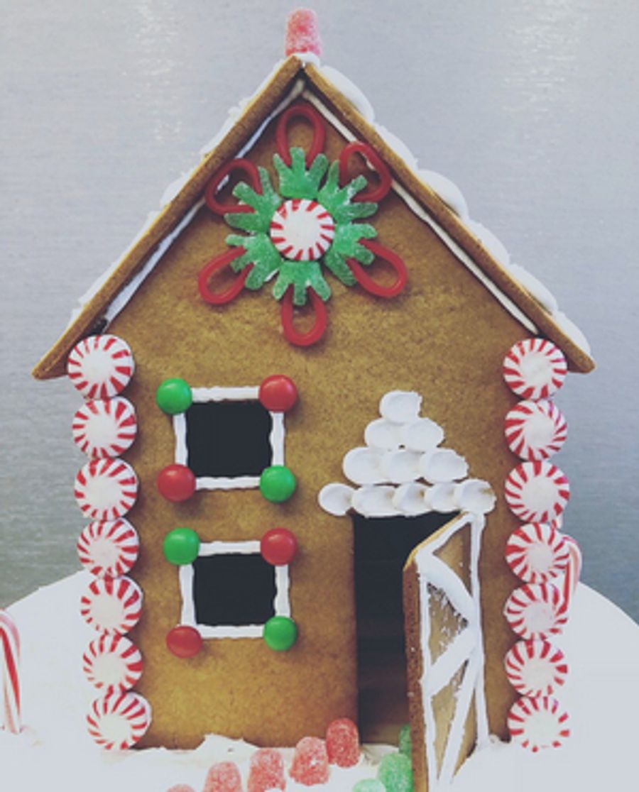 MALIBU FARM in NYC Presents Weekly Gingerbread House Workshops in December Image