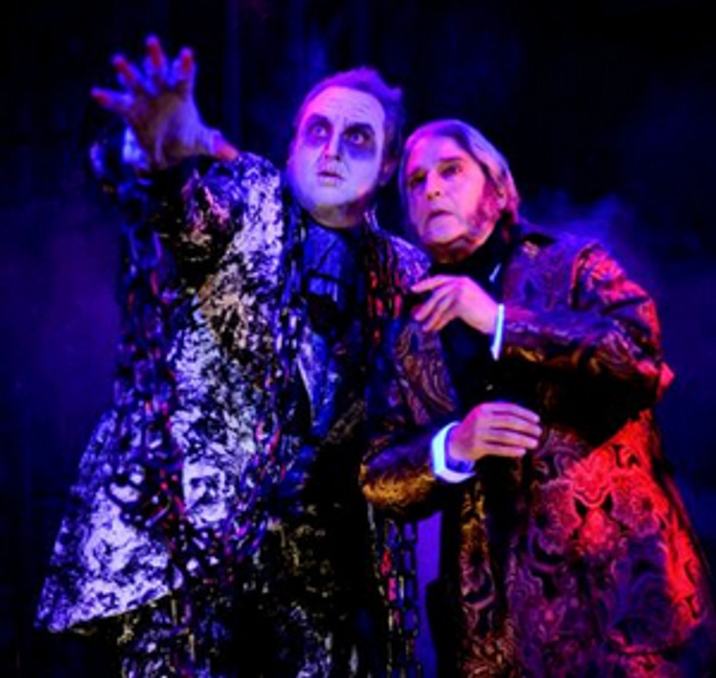 Review: CHARLES DICKENS' A CHRISTMAS CAROL at Theatre Three  Image