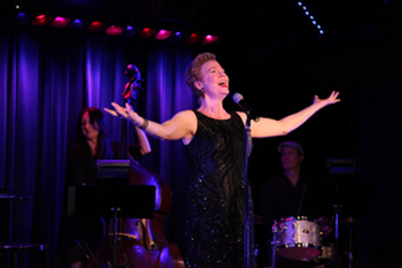 Review: Jennifer Barnhart Outdoes Herself with IT'S ABOUT TIME at The Laurie Beechman Theatre  Image