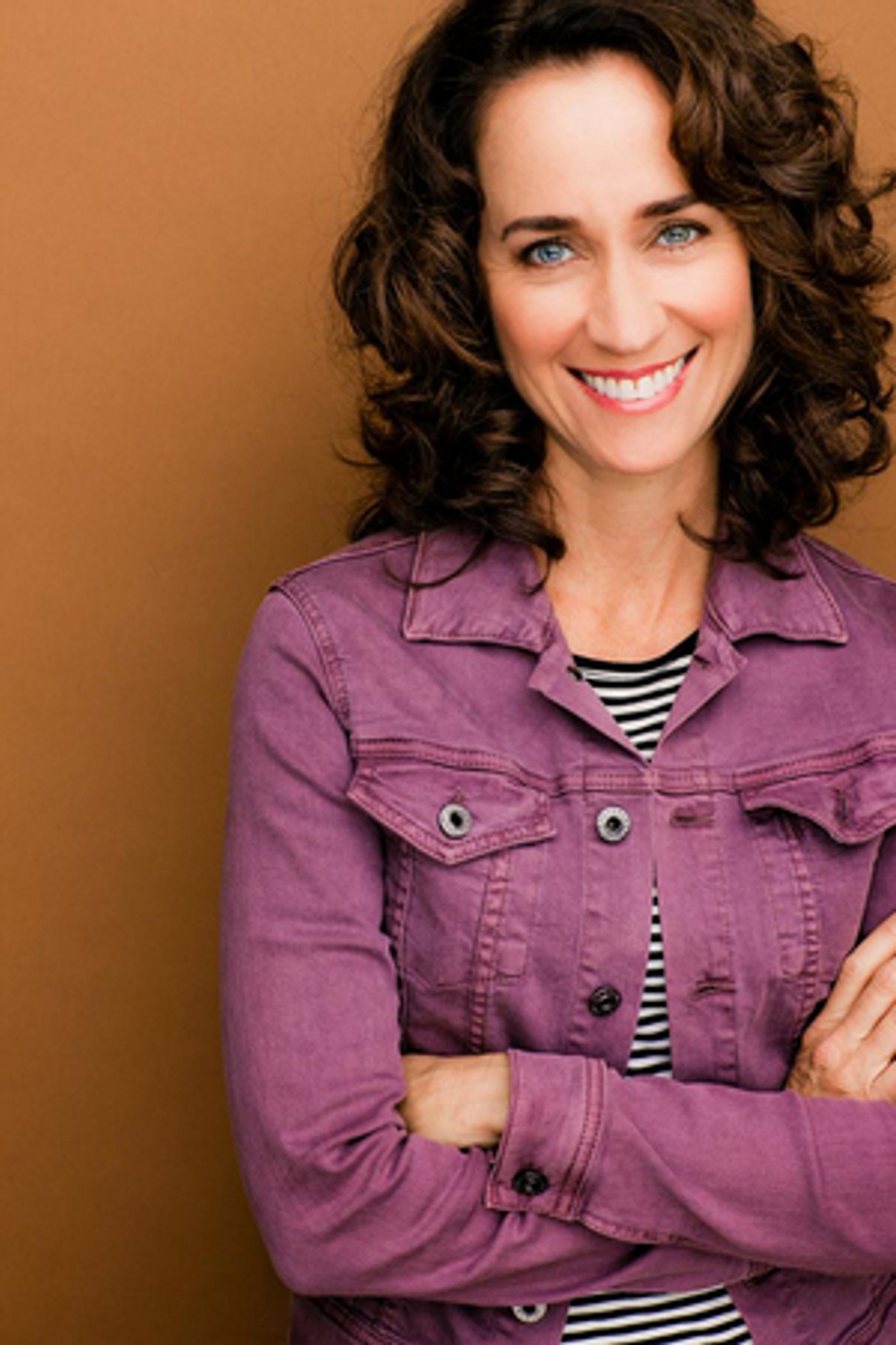 Interview: Actress Beth Kennedy Talks The Troubadour Theater Co.'s  A CHRISTMAS CAROLE KING  Image