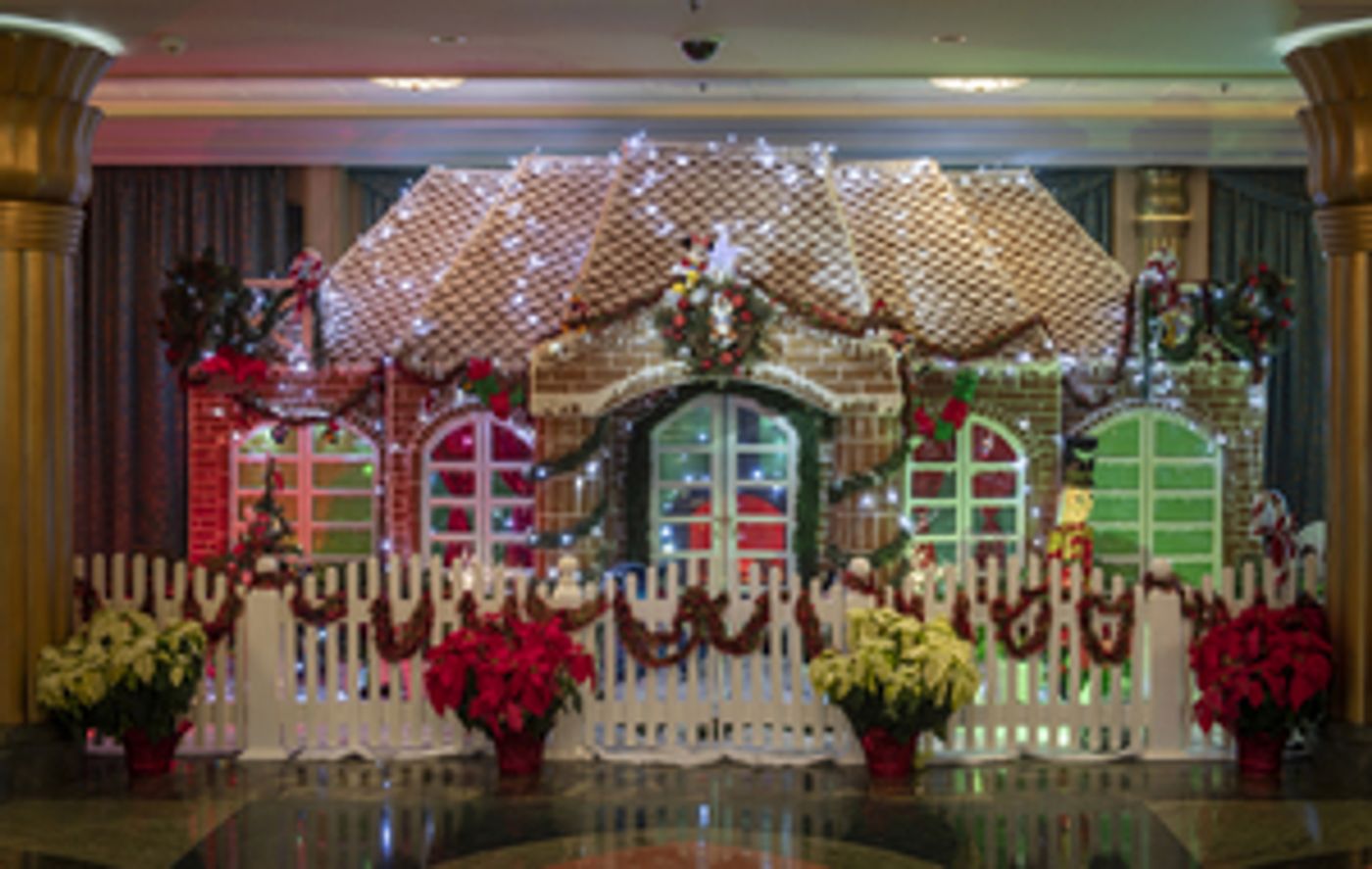 DISNEYLAND, WALT DISNEY WORLD, AULANA and DISNEY CRUISE LINE have Dazzling Gingerbread Displays for the Holidays  Image