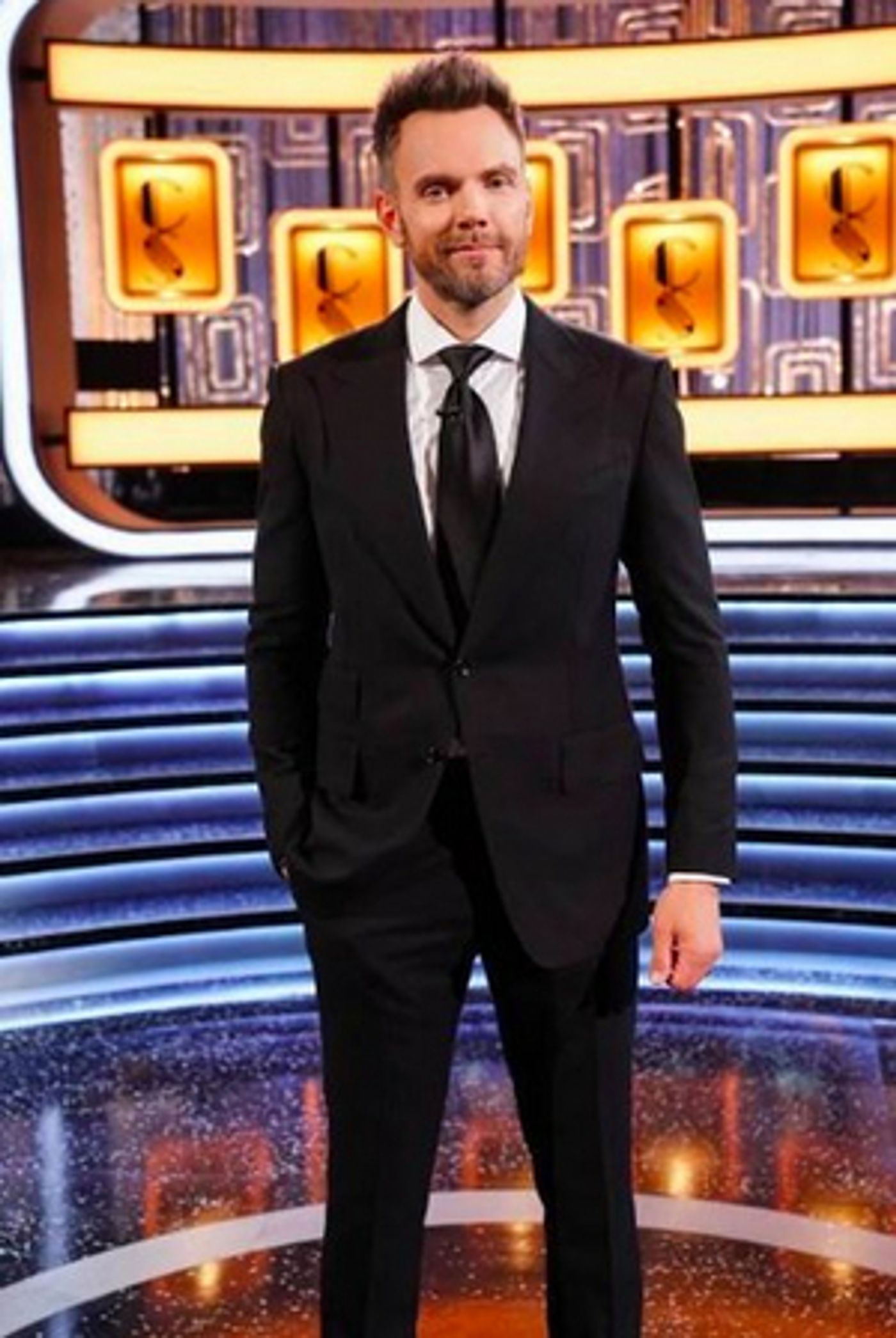 Joel McHale to Return as Host of CARD SHARKS on ABC Joel McHale to Return as Host of CARD SHARKS on ABC Image