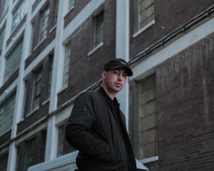Ollie Releases the Music Video for 'Broken Down' Image
