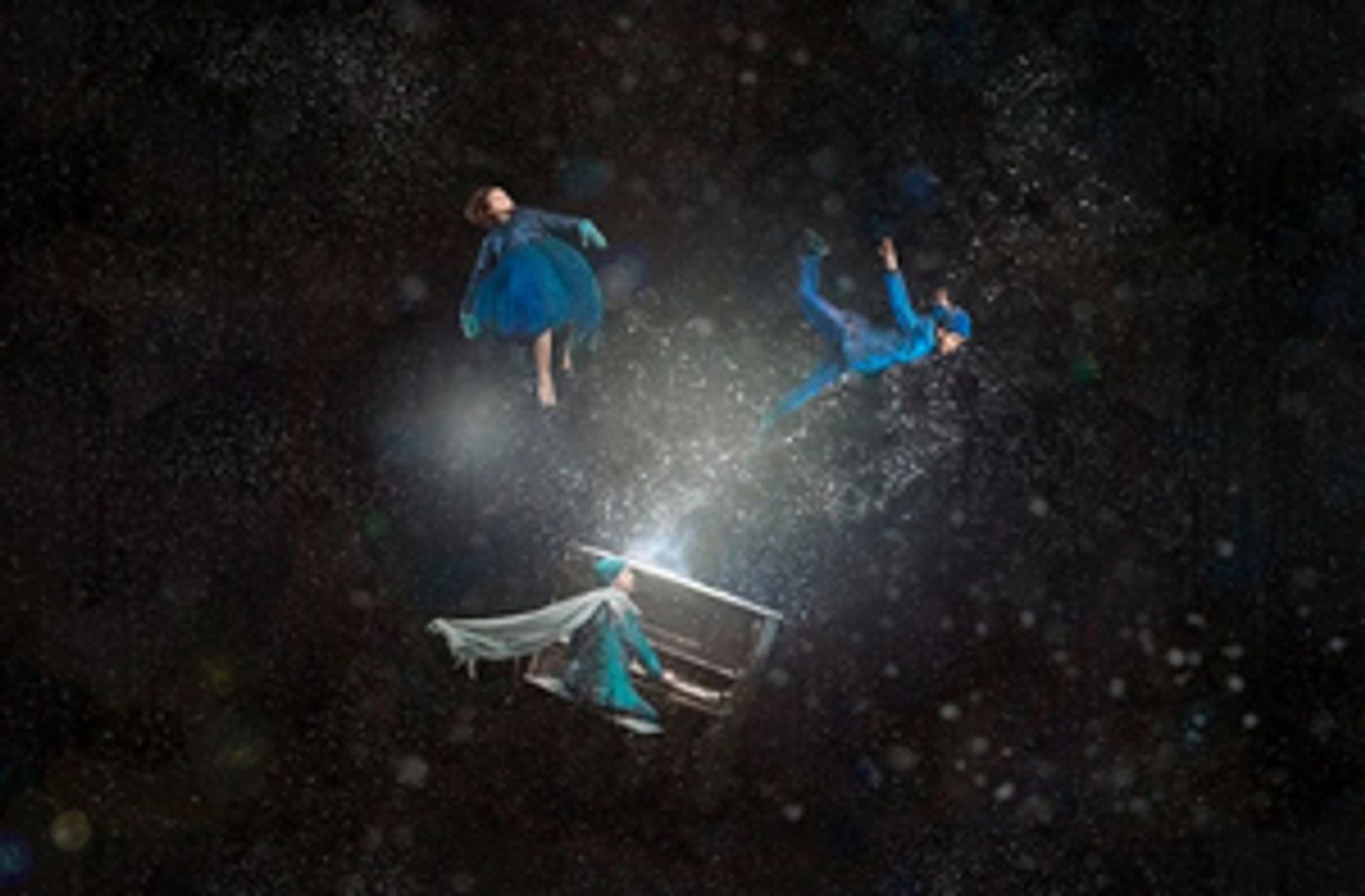 Cirque FLIP Fabrique to Perform BLIZZARD at Pepperdine University Cirque FLIP Fabrique to Perform BLIZZARD at Pepperdine University Image