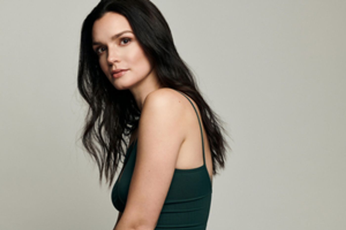 Interview: Jennifer Damiano Brings Her Solo Concert to Holmdel Theatre Company's “Broadway at the Barn” Series on January 4  Image