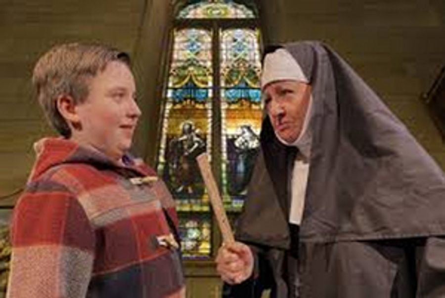 Review: A Meandering CHRISTMAS OVER THE TAVERN at SHEA'S 710 THEATRE Image
