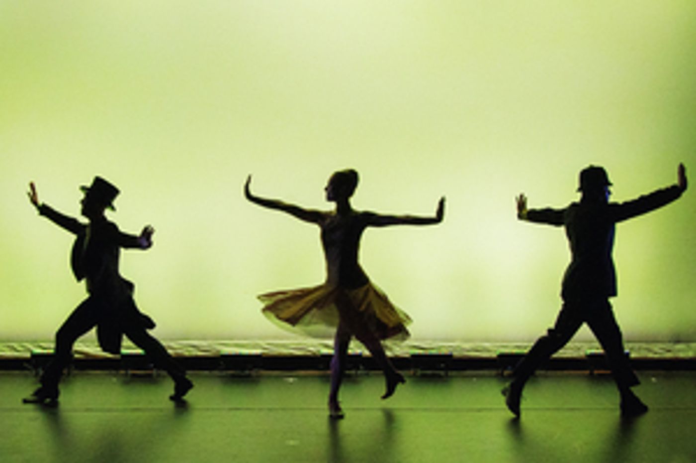 Review: Time for COCKTAIL HOUR at the Crest Theatre at Old School Square  Image