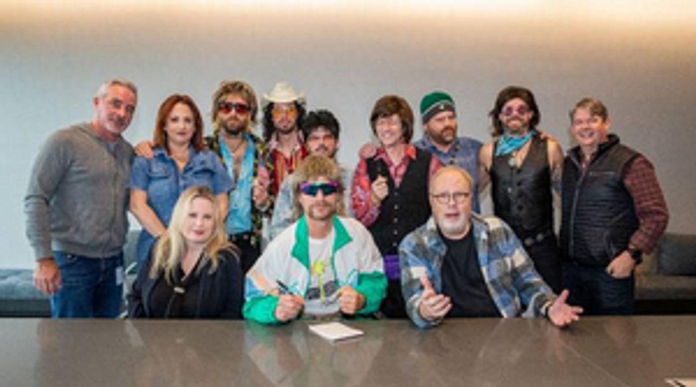 Hot Country Knights Signs Worldwide Recording Contract with Universal Music Group Nashville  Image