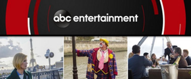MODERN FAMILY Goes to Paris Image