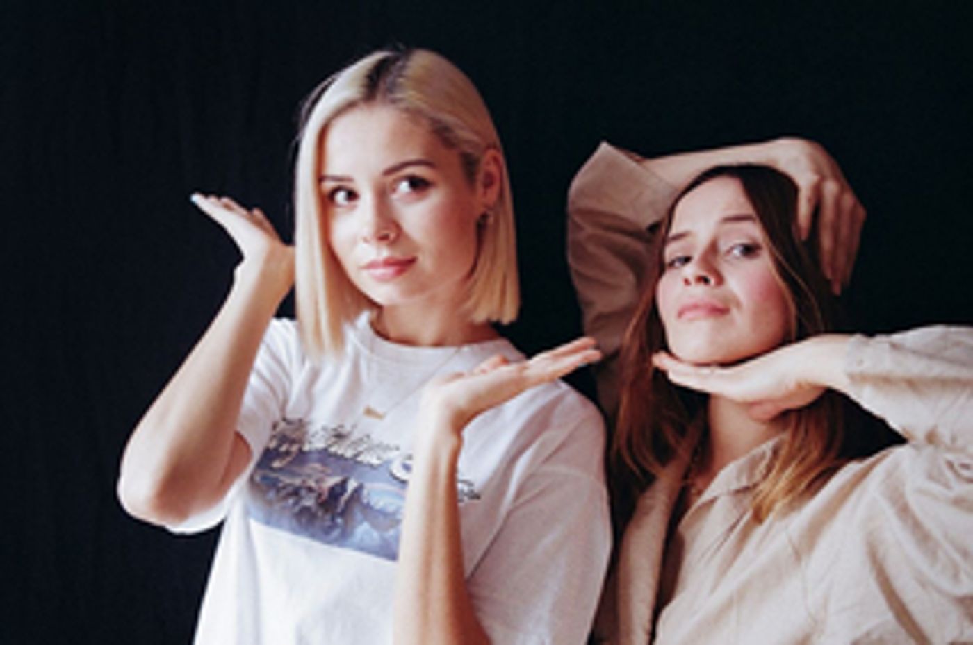 Gabrielle Aplin & Nina Nesbitt Share New Single 'Miss You 2'  Image