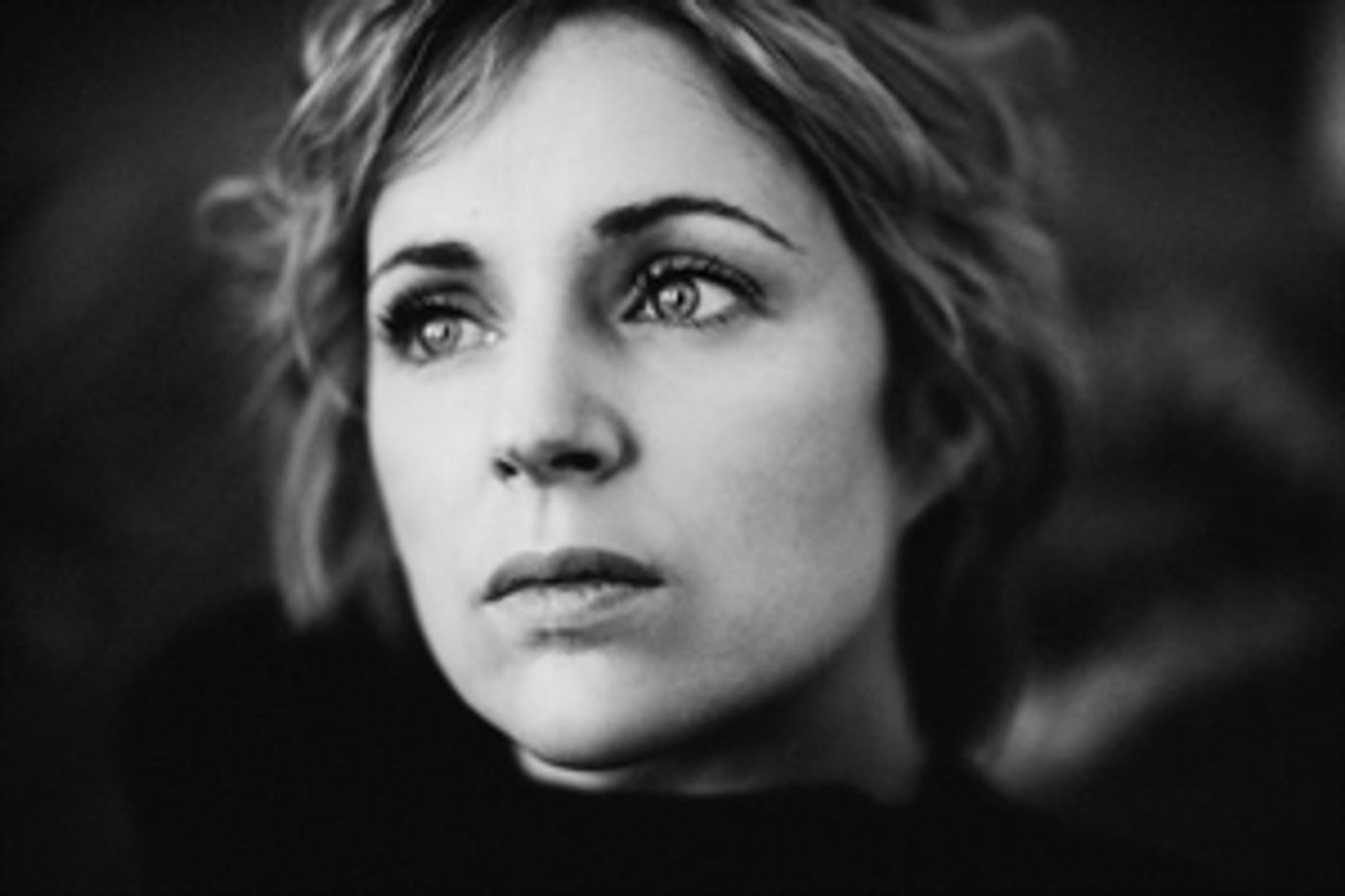 Agnes Obel Releases New Single & Video for 'Broken Sleep' Agnes Obel Releases New Single & Video for 'Broken Sleep' Image