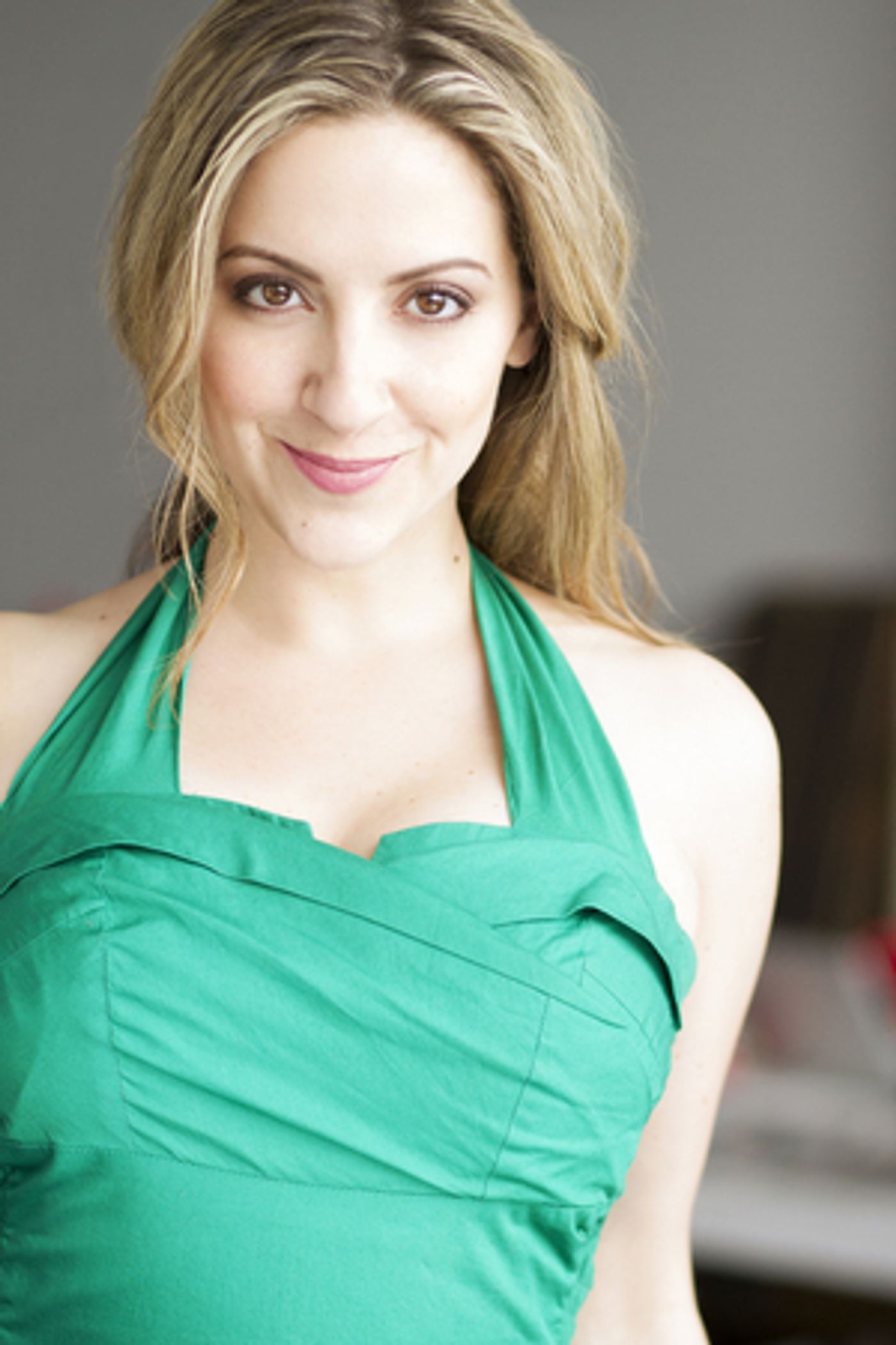 Exclusive: Donna Vivino Will Take Over As Grizabella on CATS National Tour  Image