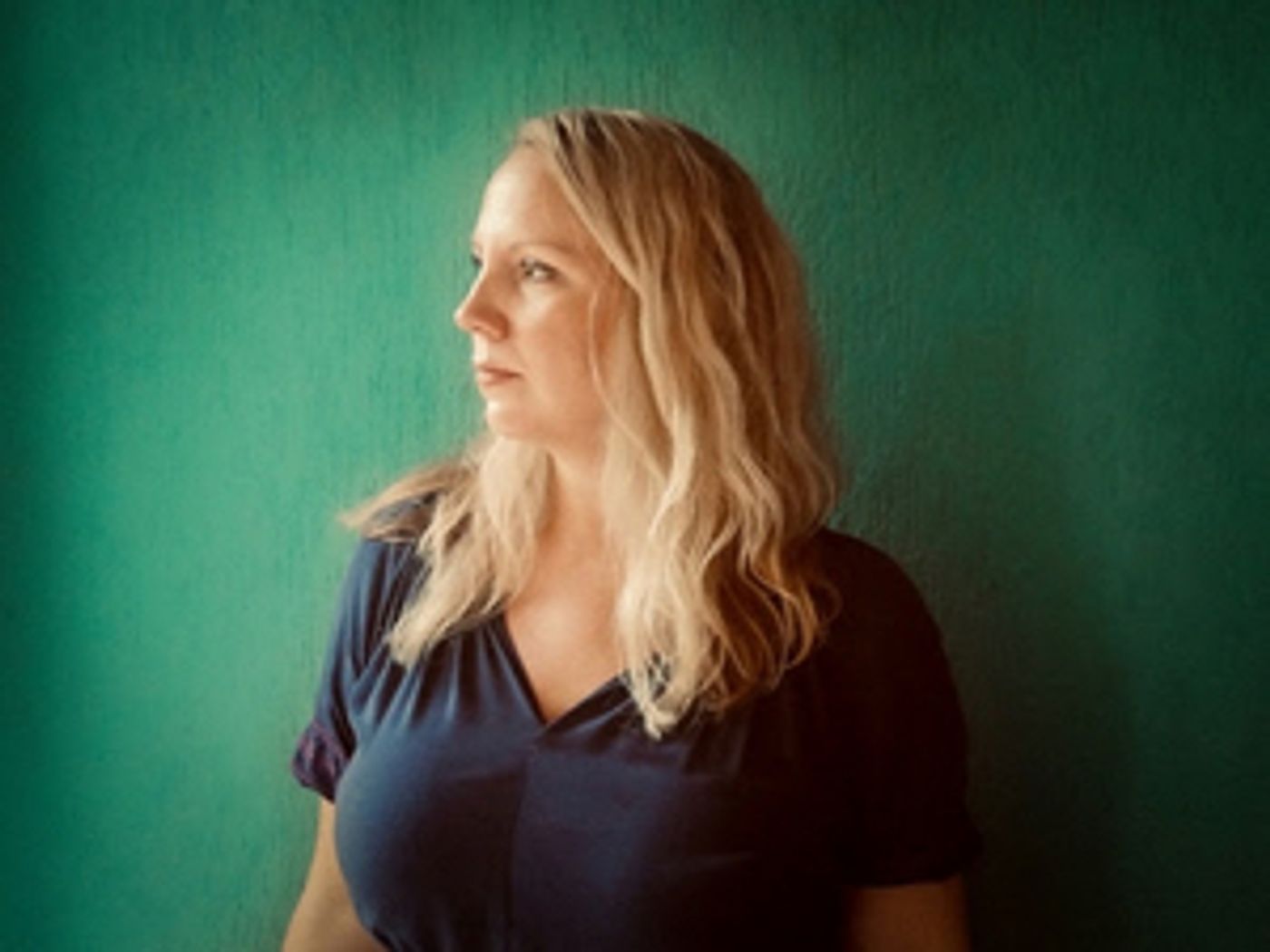 Mary Bragg Enlists Drivin n Cryin For Cover of 'Don't Walk Away'  Image