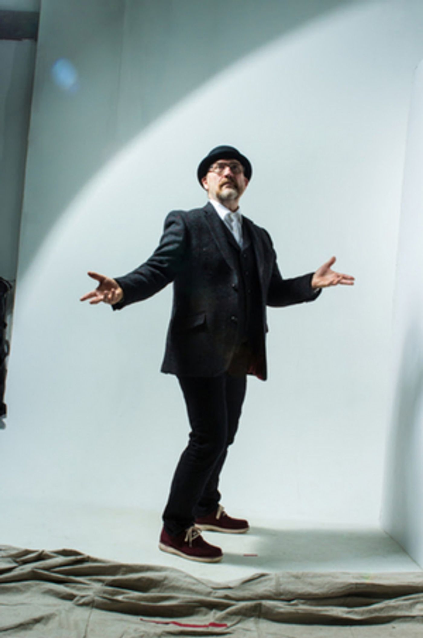 Colin Hay Announces Solo Tour Colin Hay Announces Solo Tour Image