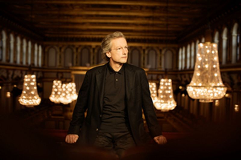 Franz Welser-Möst will Return to the New York Philharmonic to Conduct BABYLON SUITE and SYMPHONIA DOMESTICA Image