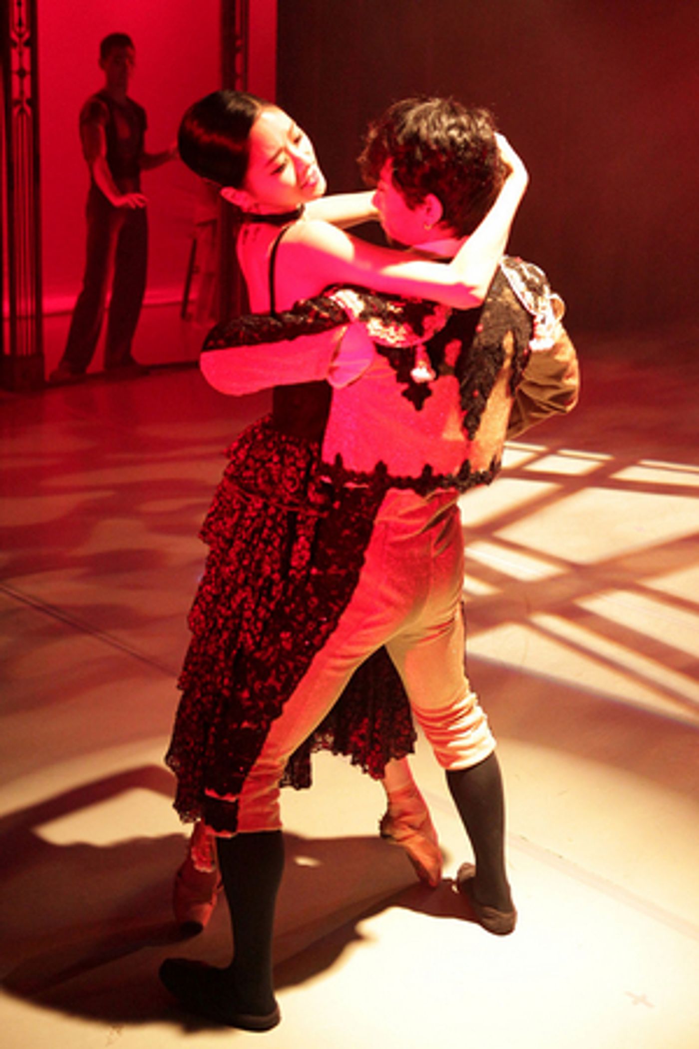 Roxey Ballet Will Present Contemporary Version of CARMEN and Revival of FRIDA in February  Image