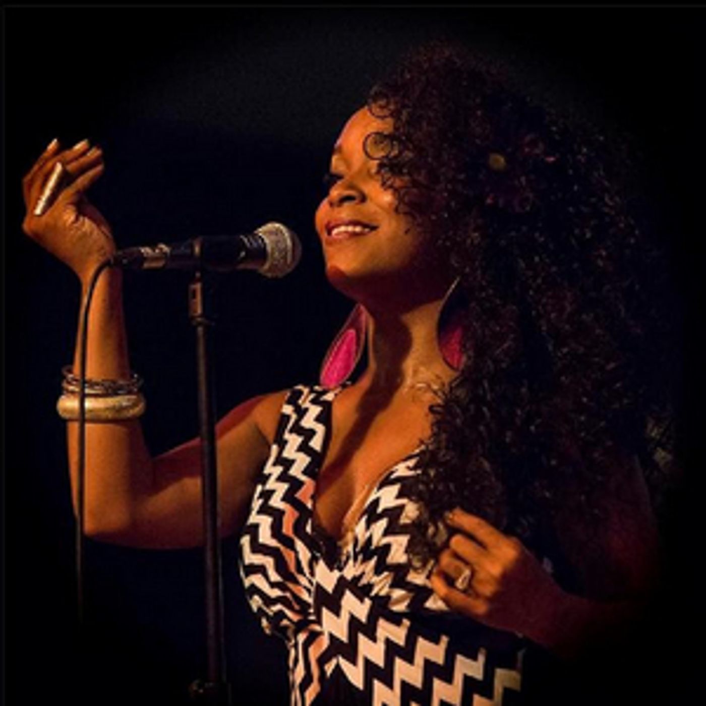 Kat Riggins Signs with Gulf Coast Records  Image