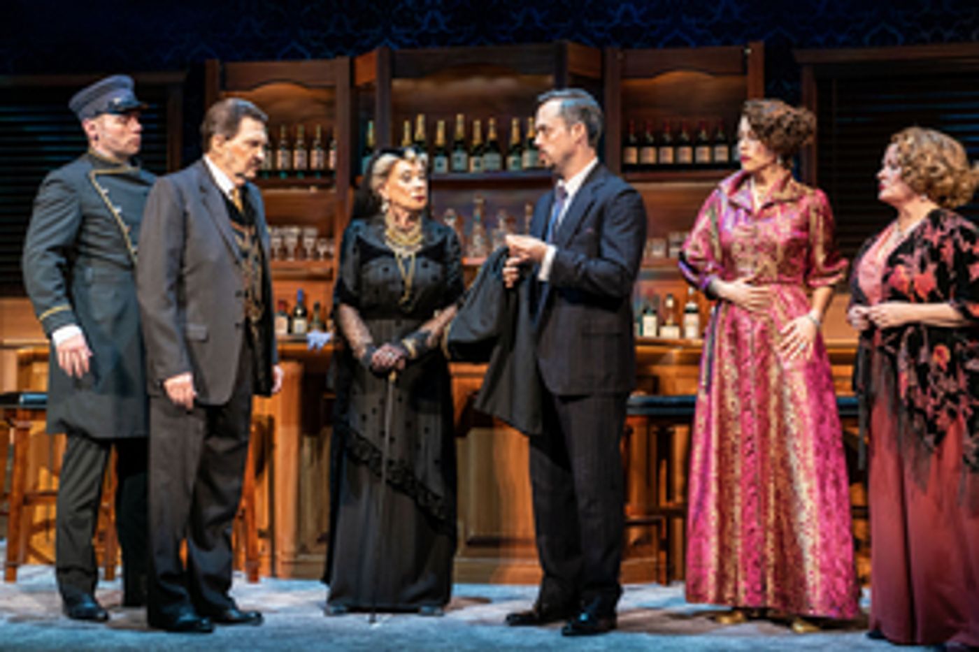 Review: MURDER ON THE ORIENT EXPRESS at Fulton Theatre  Image