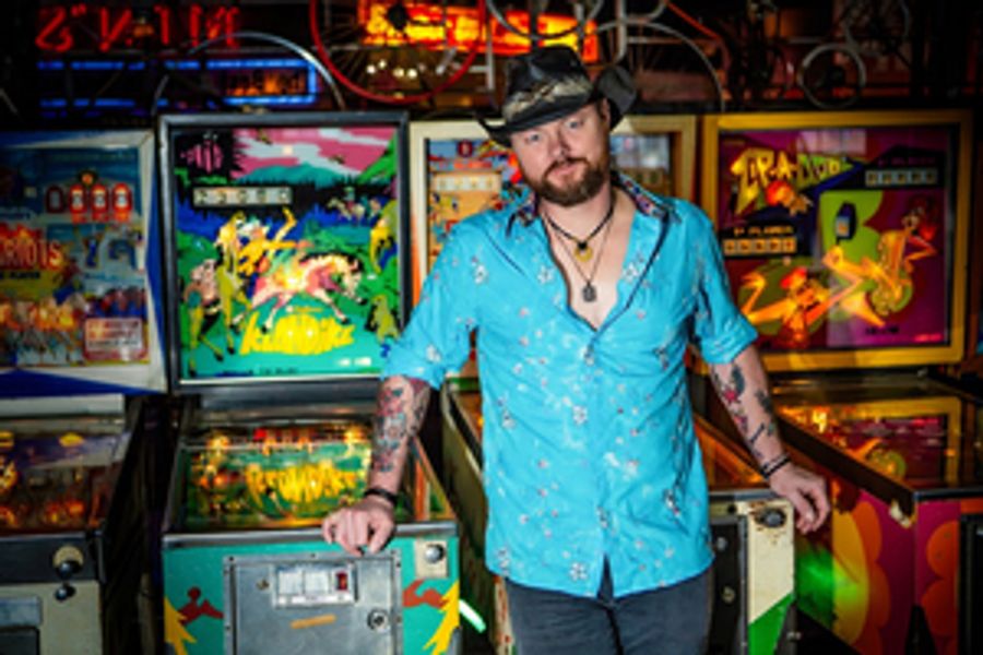 Jeremiah Johnson to Release HEAVEN'S TO BETSY on February 14 Image