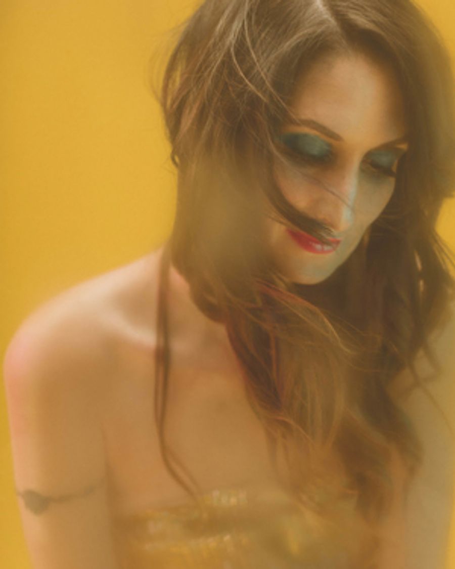 Maria Taylor Shares 'Spinning Wheel' Video Image