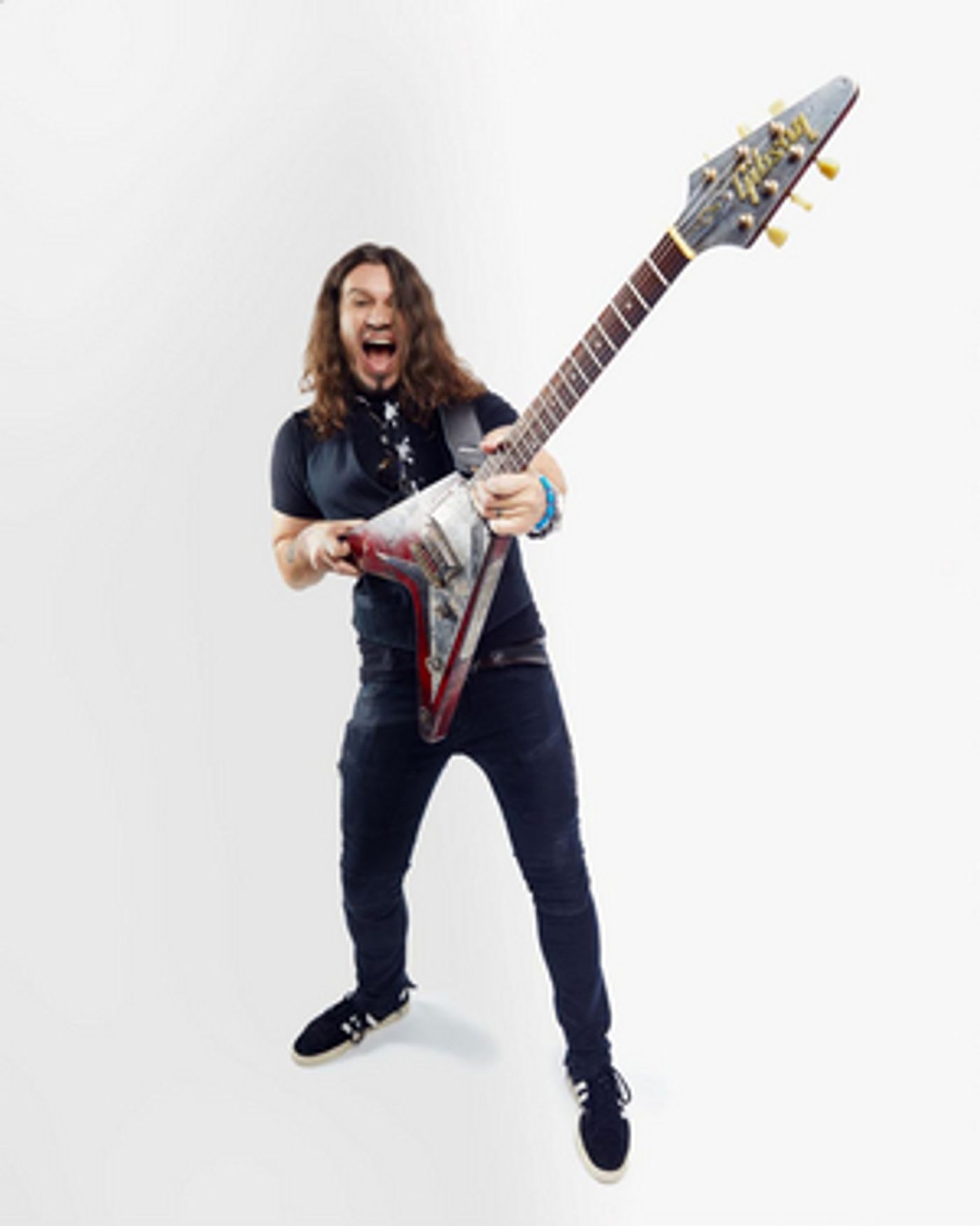 Phil X Signs To Gibson  Image