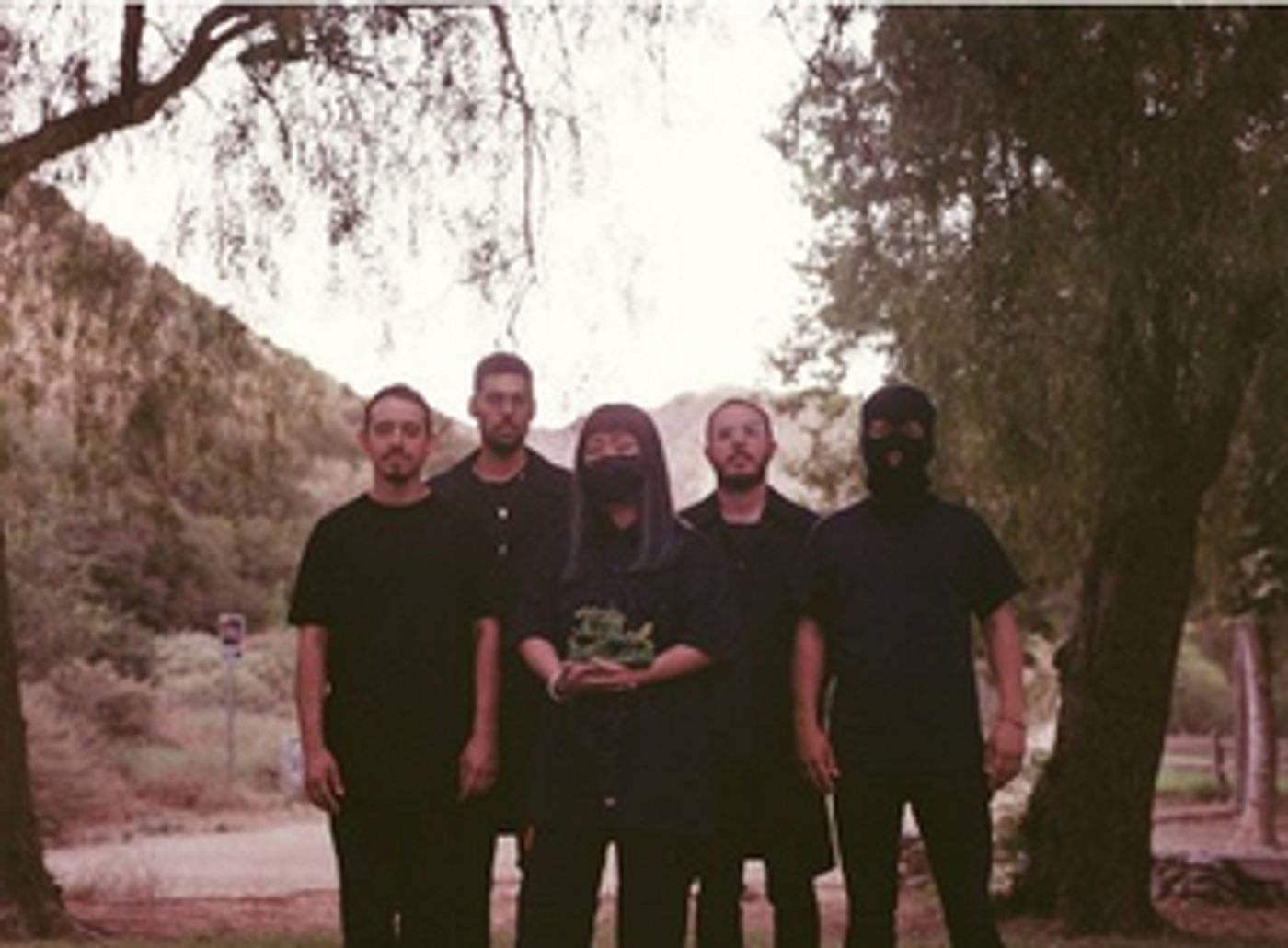 Draag Shares New Song 'Trauma Kit'  Image