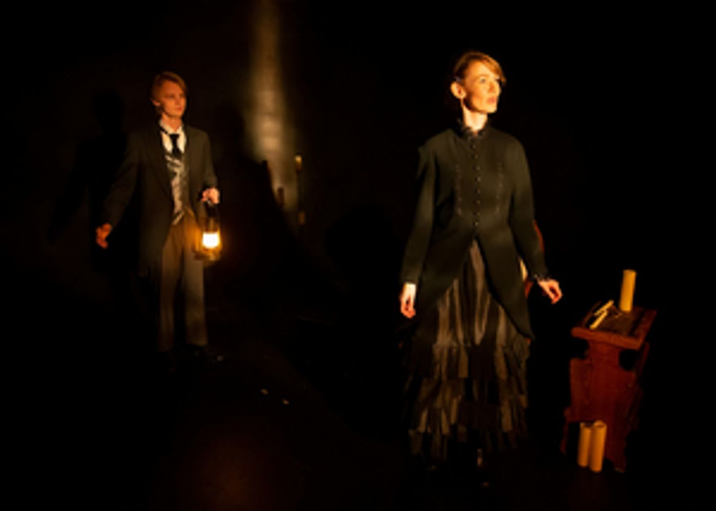 Review: THE TURN OF THE SCREW at Filigree Theatre: An Intimate Little Haunt  Image