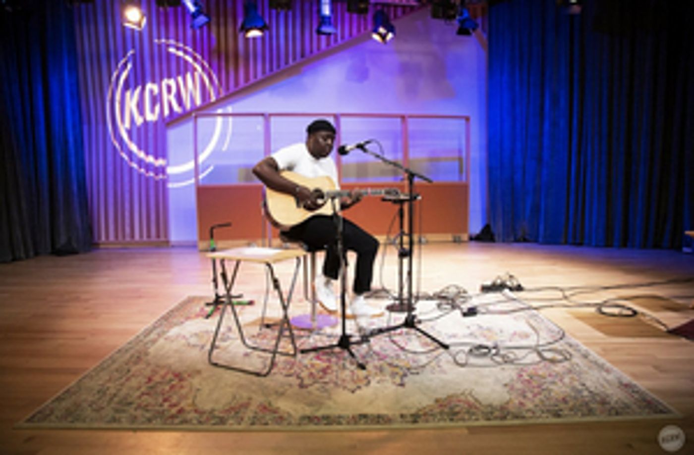 Jordan Mackampa Shares the Video for 'Magic' Jordan Mackampa Shares the Video for 'Magic' Image