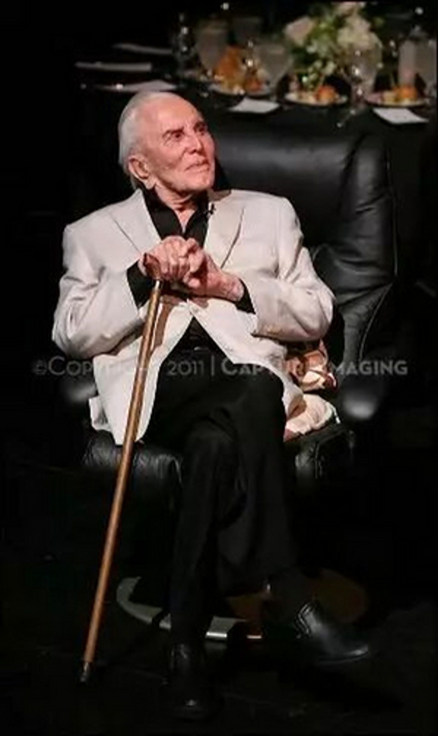 Center Theatre Group to Dim Lights for Kirk Douglas Center Theatre Group to Dim Lights for Kirk Douglas Image