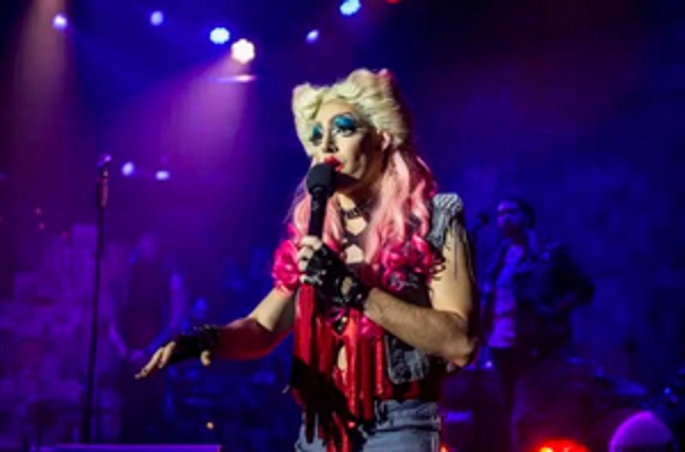 Review Roundup: HEDWIG AND THE ANGRY INCH at Milwaukee Rep - What Did the Critics Think?  Image