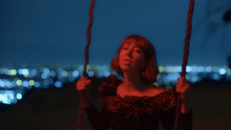 Ella Vos Shares Video for Cover of FKA Twigs' 'Cellophane' Image