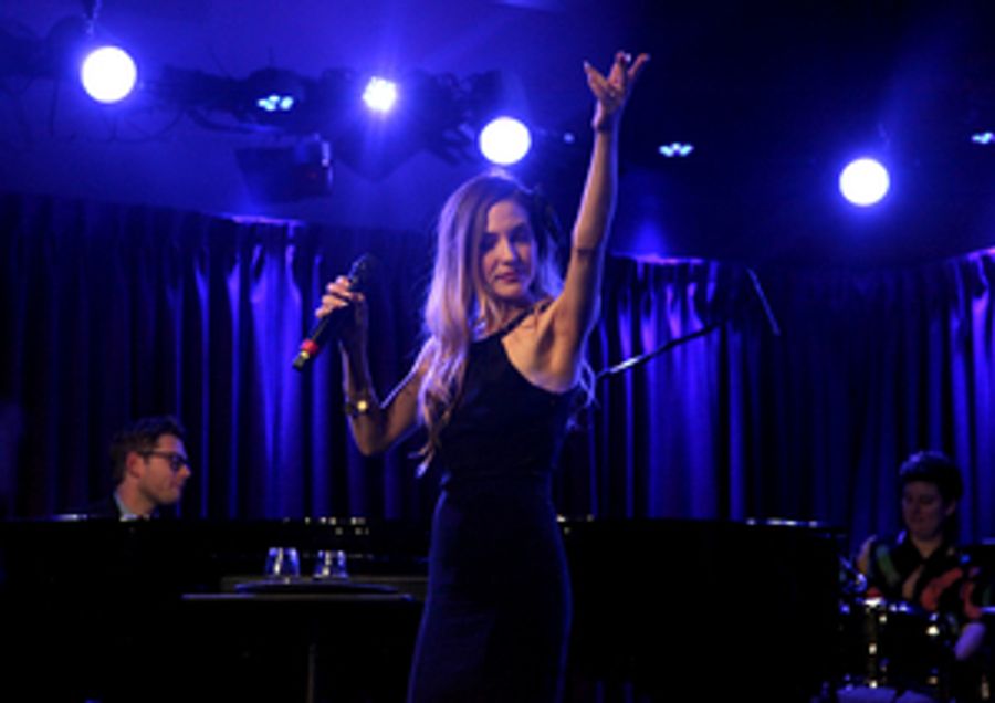 Review: SAMANTHA SIDLEY Brings “Something Cool” With Her Open Queerness And Her Smooth Jazz Stylings To The Stage At The Green Room 42 Image
