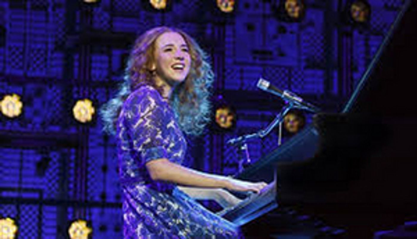 Review: BEAUTIFUL - THE CAROLE KING MUSICAL Is A Satisfying, If Not Remarkable, Evening In The Theatre At The McCallum Review: BEAUTIFUL - THE CAROLE KING MUSICAL Is A Satisfying, If Not Remarkable, Evening In The Theatre At The McCallum Image