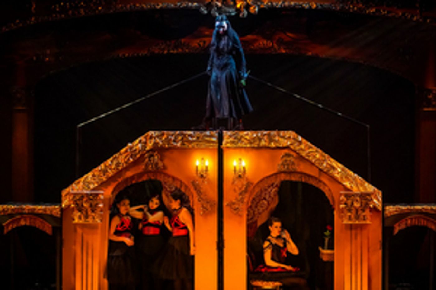 Review: PHANTOM OF THE OPERA at Synetic Theater  Image