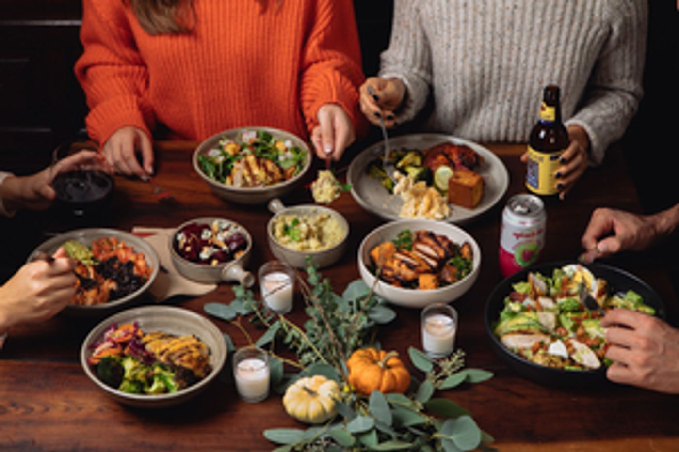 FIELDS GOOD CHICKEN Opens on 12th Street at University Place FIELDS GOOD CHICKEN Opens on 12th Street at University Place Image